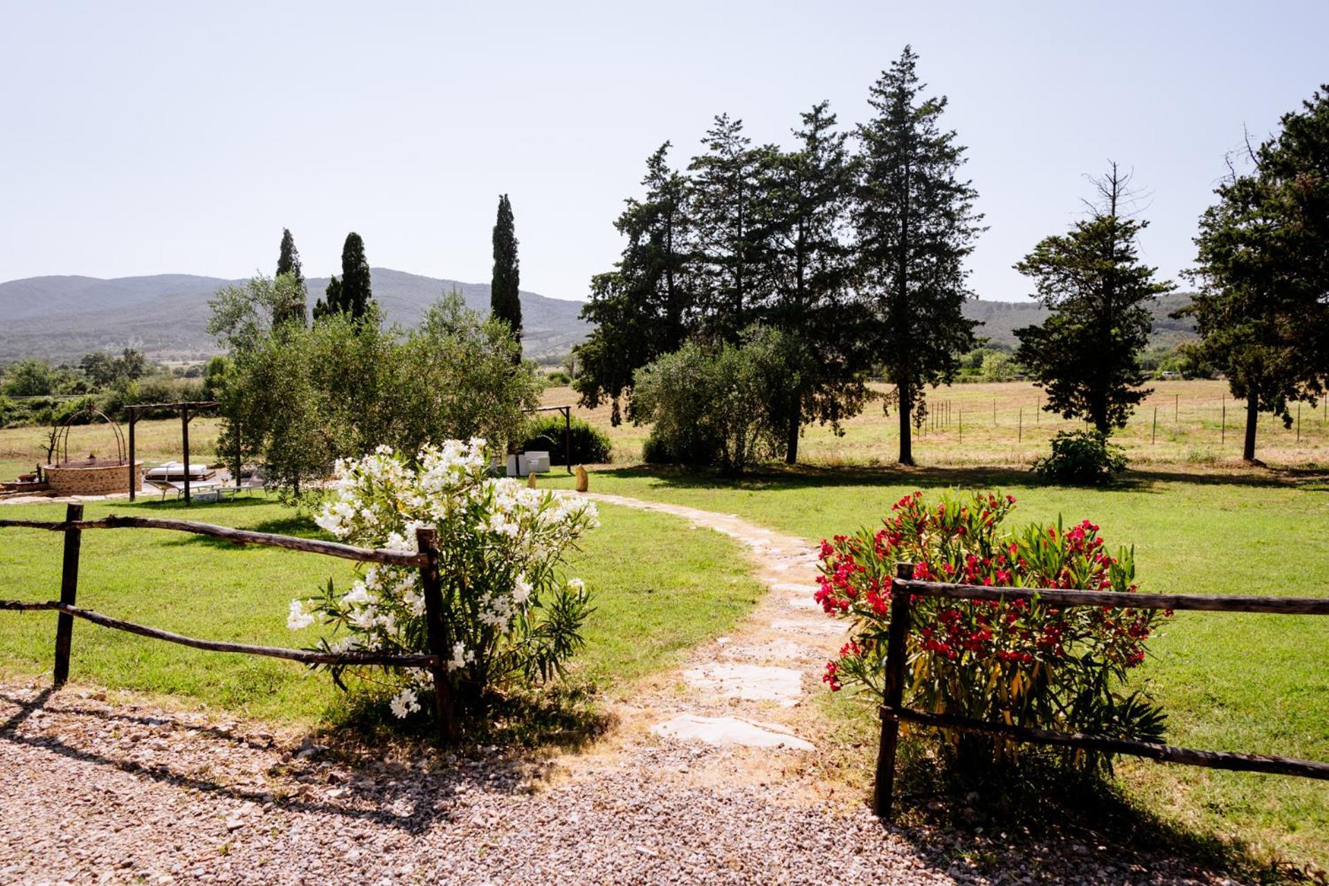 Agriturismo Giu Al Pozzo Gavorrano Zewnętrze zdjęcie